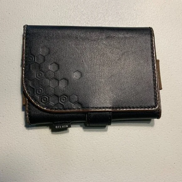 Belkin RFID black and brown wallet EUC