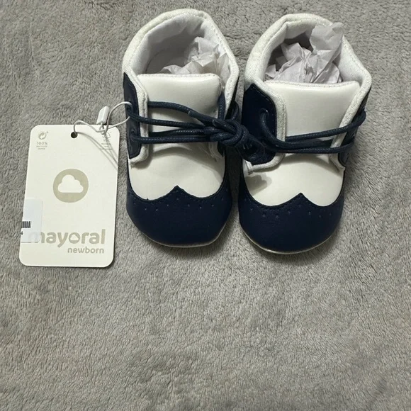 Mayoral Blue and White Baby Walker Shoes new in box Size baby 18