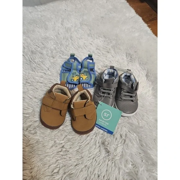 Baby Boy Shoes Size 0- 3 Months, 6 - 12 Months New Without Box Lot Of 3 Pairs