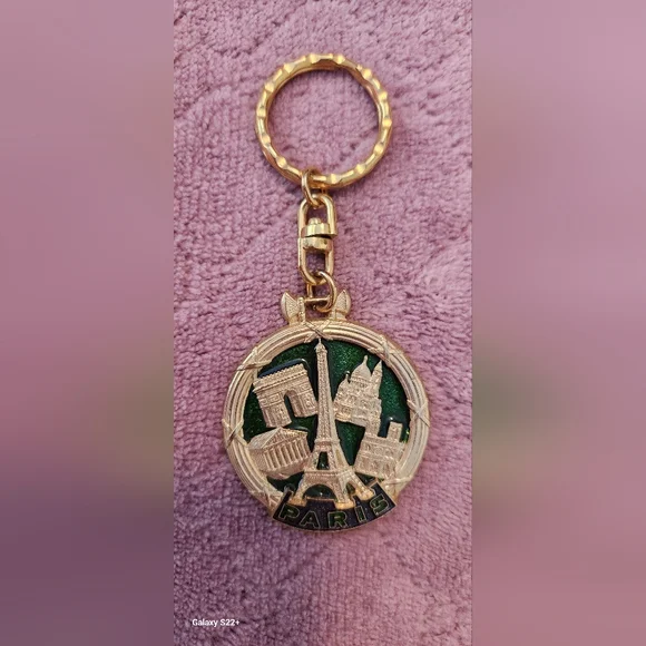 Paris France Vintage Metal Keychain Enamel Gold Tone