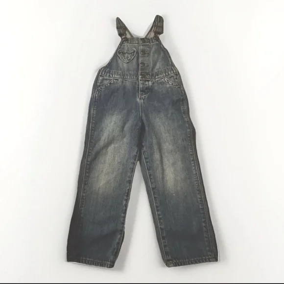 OshKosh B’gosh Girls Heart Pocket Overalls 4T | Valentine’s Day Denim
