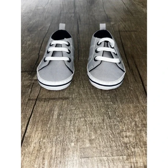Grey Canvas Infant Sneakers Soft Sole Crib Shoes Baby Boys Girls Grey White