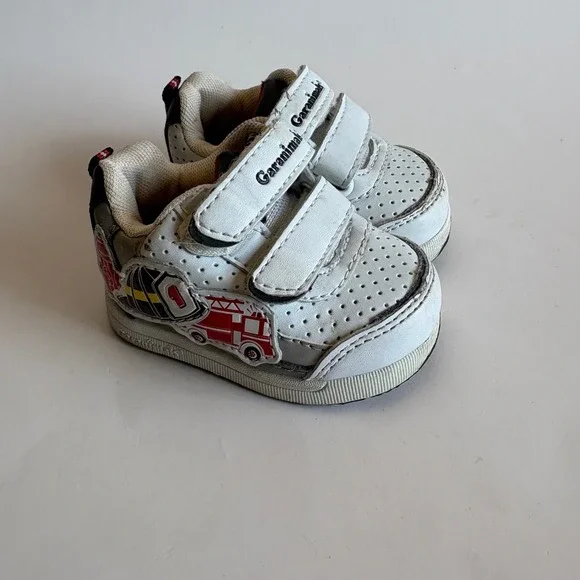 Garanimals Infant Boys Fire Truck Sneakers White Hook Loop Size 2 Y2K