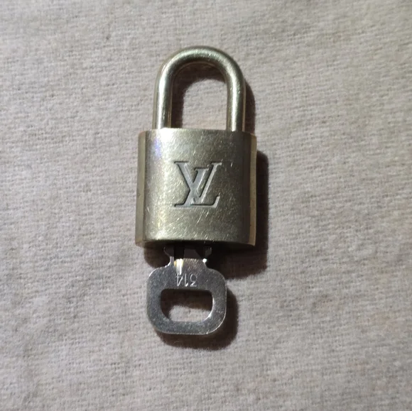 Authentic Louis Vuitton Lock And Key # 314 Vintage Pre-Loved