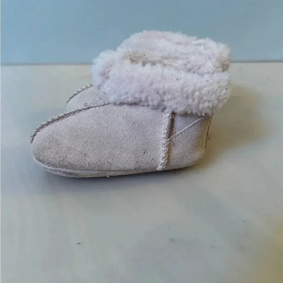 $55 Ugg Baby Girls Pink Gojee UGGplush Round-Toe Suede Bootie Shoes Size US 2/3