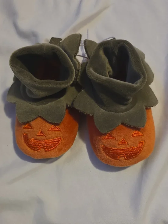 Baby Pumpkin Jack-O'-Lantern Booties - Orange & Green