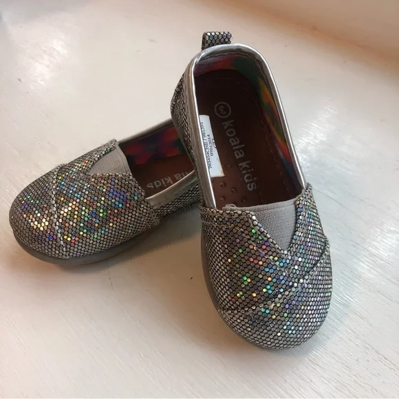 KOALA Kids infant slip on sparkle shoes silver size 3