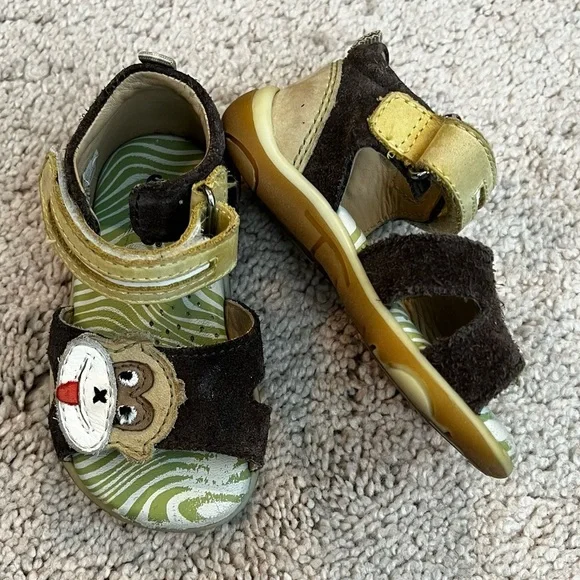 Kids Ecco Sandals Monkey Face 2 Strap Open Toe Brown Baby Size 4/4.5