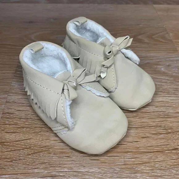 Carter’s 3-6 Months Baby Girl Shoes