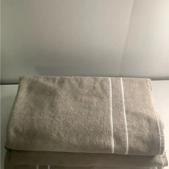 Kassatex New York Amalfi Beach Towel Cloth BEIGE Oversize 40