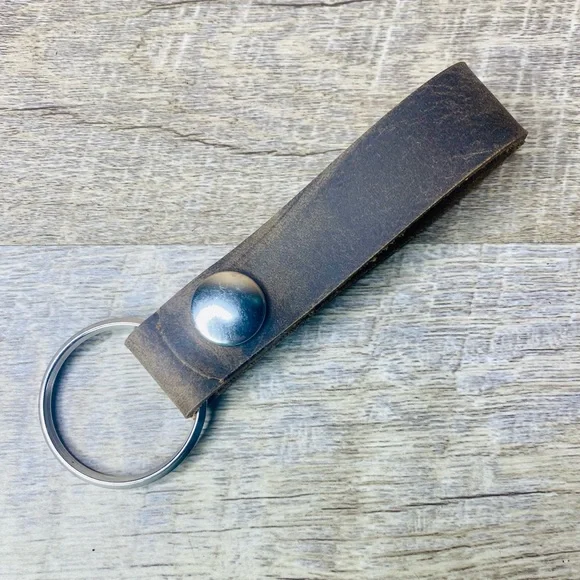 leather keychain 4.5”loop smooth pull up brown leather strong snap