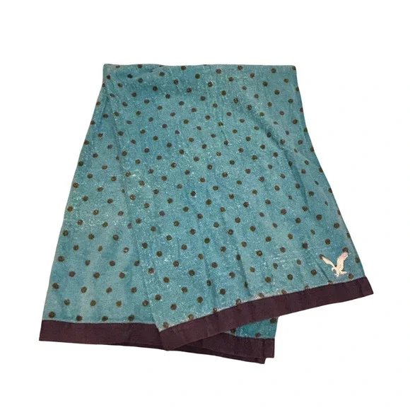 American Eagle Vintage Beach Towel blue polka dot. See‎ pics.