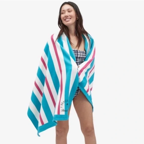 Beach Riot Beach Club Striped Towel Blue White and Pink Oversized NWT FabFitFun‎
