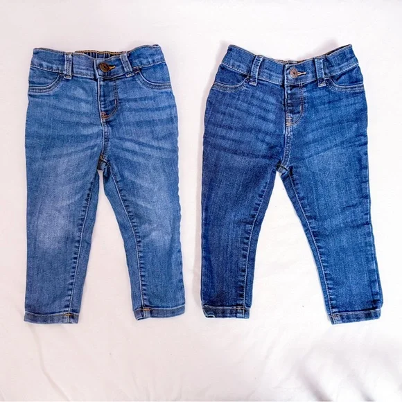 OshKosh B'gosh Classic Blue Skinny Jeans for Kids (2)