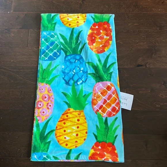 New Nicole Miller Pineapple Print GREEN,BLUE,PINK COTTON BEACH TOWEL 36”x70”