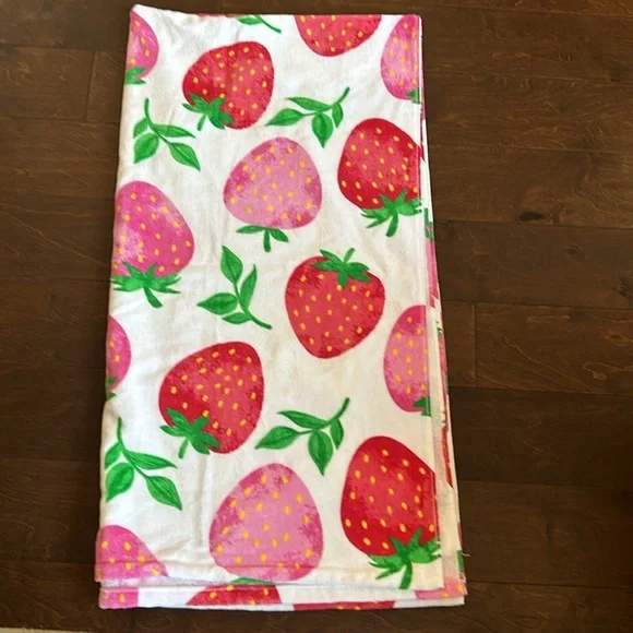 Deborah Connolly Designs Beach Towel Strawberry Print cotton Blend 36”x68