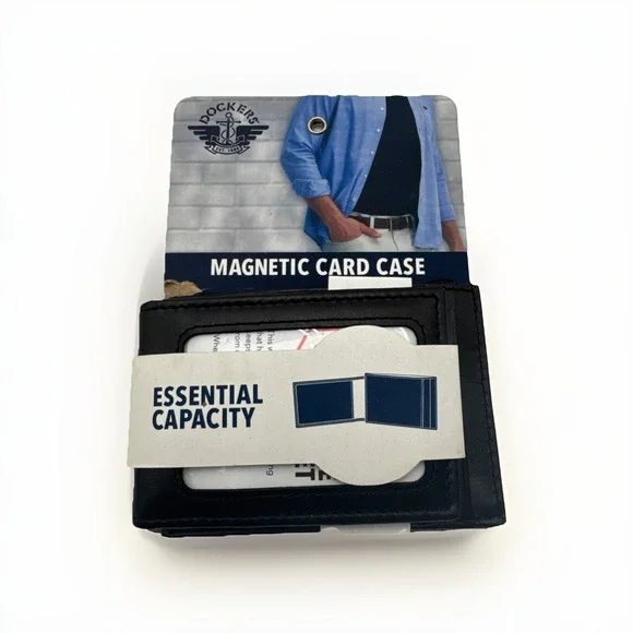 Dockers Men's Coated Leather Magnetic Money‎ Closure Front Pocket Wallet Black
