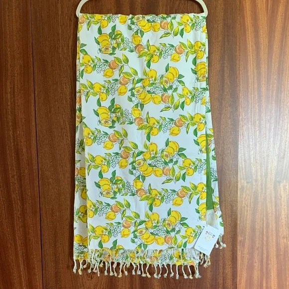 Lemon Print Beach Towel new
