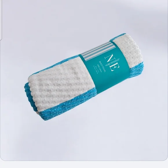 NOBLE EXCELLENCE BEACH TOWEL