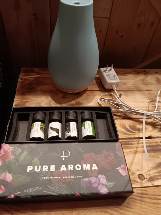 Oil Diffuser With Essential Oil Set