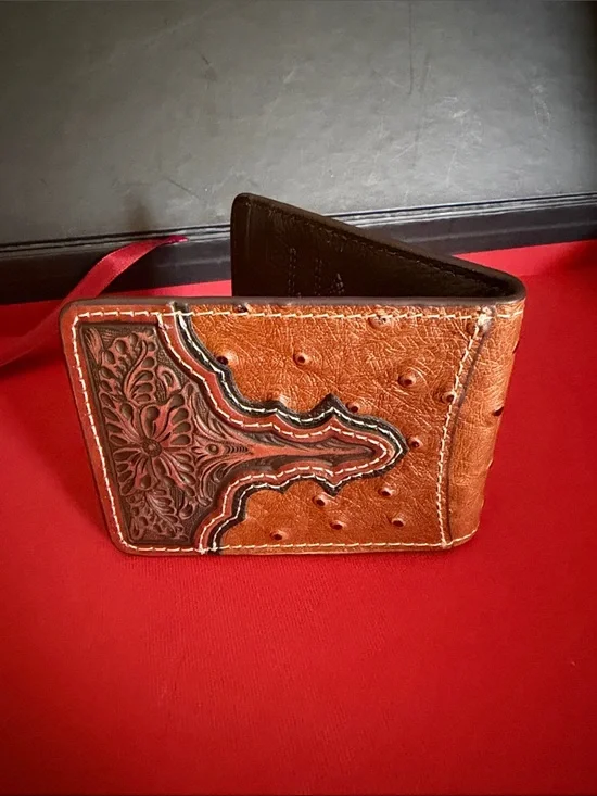 NWOT Ariat Tan Brown Tooled Leather Money Clip Wallet