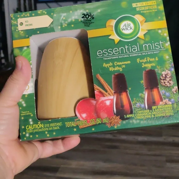 Essential mist