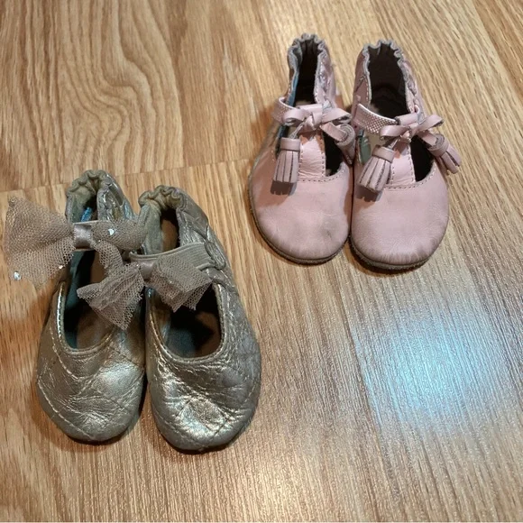 Robeez baby shoes lot 0-6 months‎
