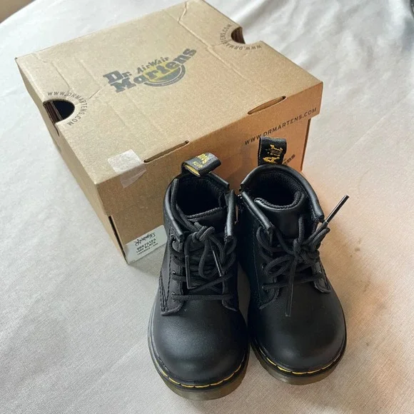 Dr. Martens 1460 I Infants Black Leather Lace Up Side Zip Boots Size 4 US 19 EU