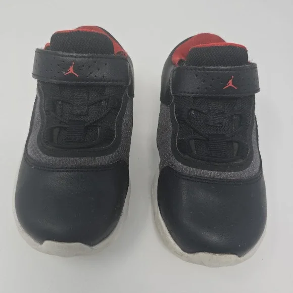 Nike Toddler Air Jordan 11 CMFT Low‎ shoes Black/White/Red CZ0906-060 g Size 8c