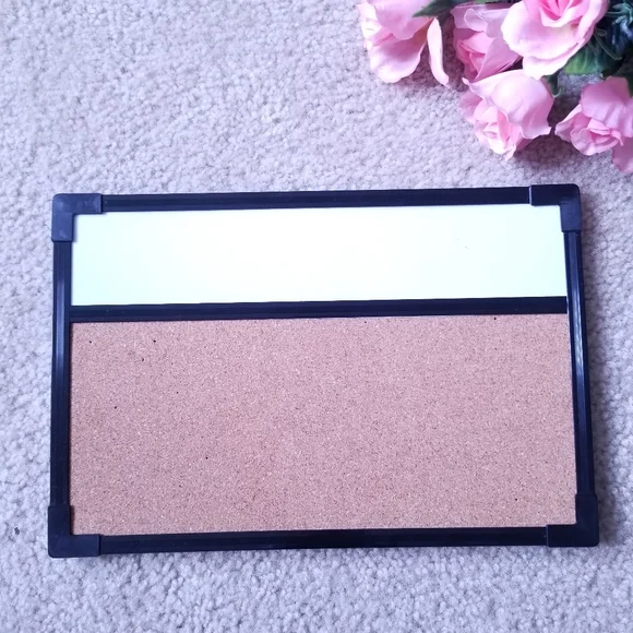 Bundle for $3 💫 Small Whiteboard and Corkboard Office Organizer