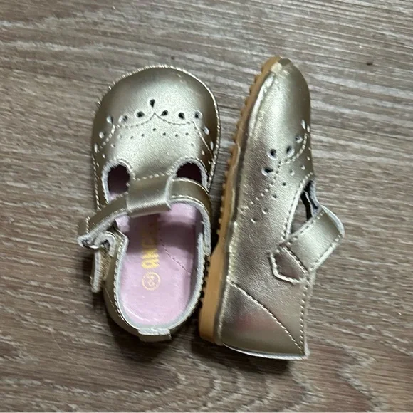 ANGEL SHOES Baby Birdie Leather T-Strap Stitched Mary Jane Gold size 2 Girls VGC