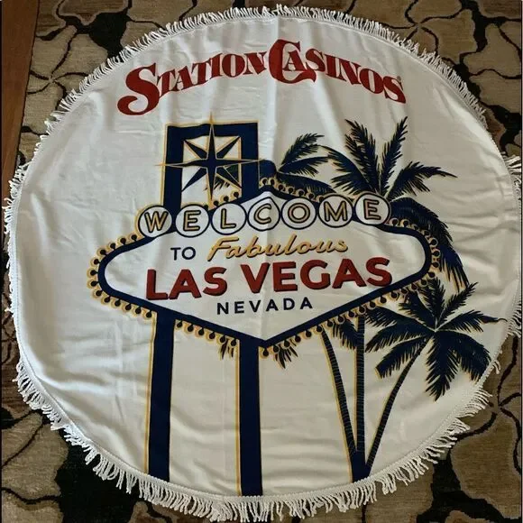 Welcome To Fabulous Las Vegas Station Casino White Red Yellow Round Beach Towel