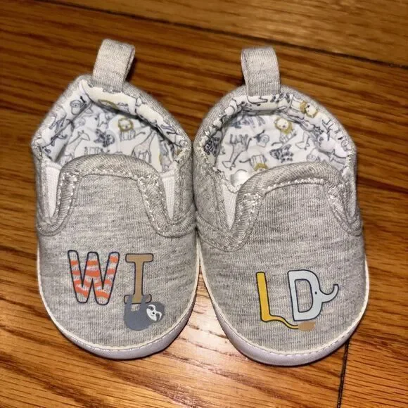 Newborn Baby Boy shoes Size 0-3‎ Month Child Of Mine By Carters Grey