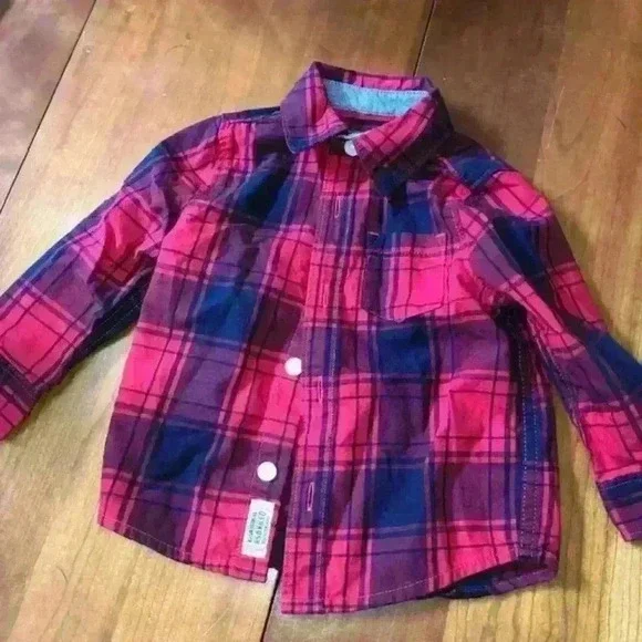 Osh Kosh B'gosh 12 month shirt