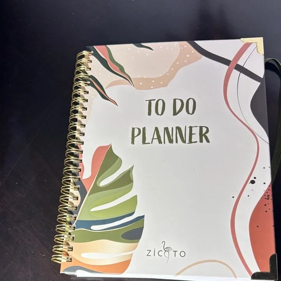 Zicoto To Do Planner with Leaf Design