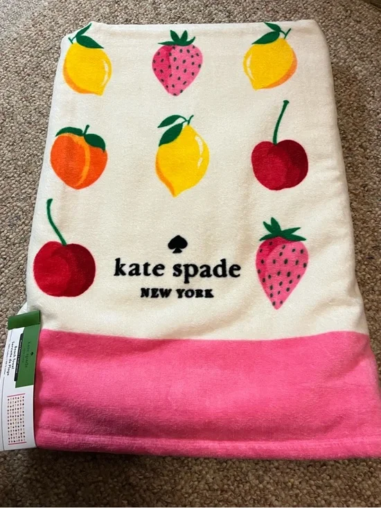 🆕 Kate Spade Oversized Tropical Fruit Beach Towel