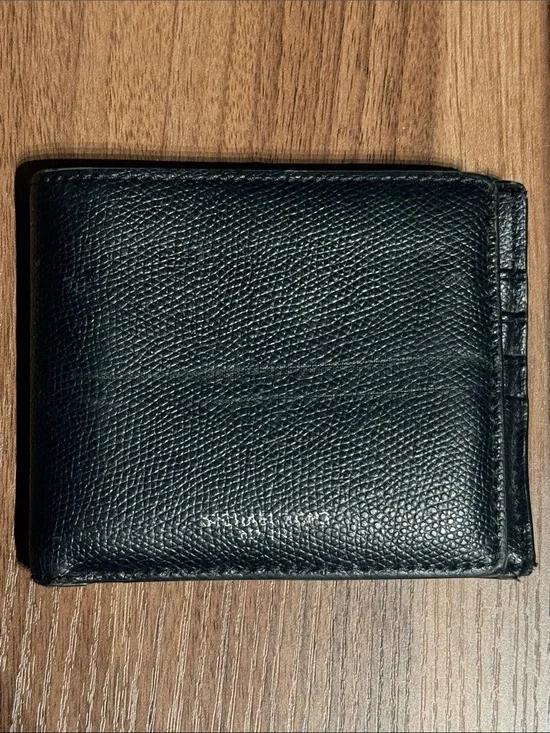 Men's Michael Kors Black Leather Bi-Fold Wallet - Classic Minimal Design
