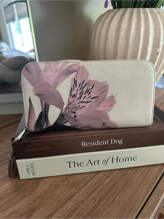 Christian Dior Zip Around Wallet in Blush Pink and Cream