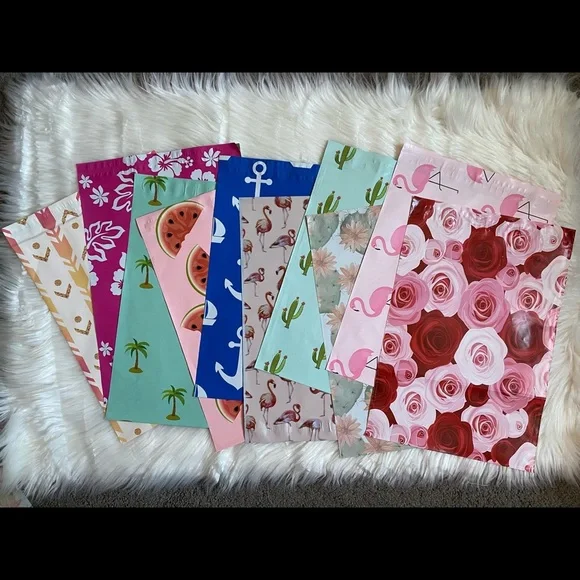 100 10x13 poly mailer mystery bundle