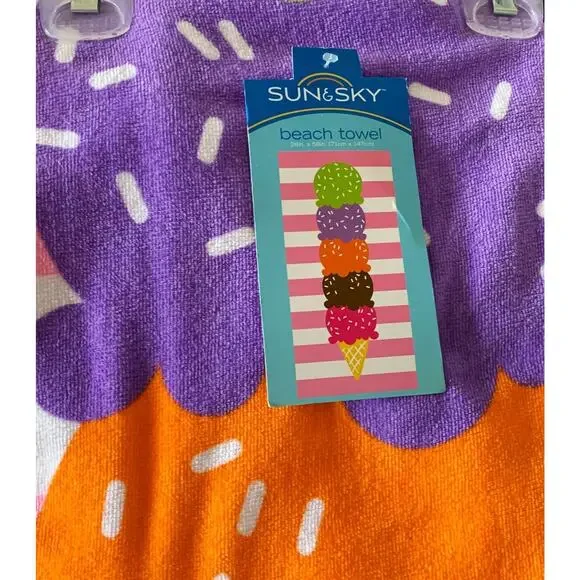 Sun & Sky Beach‎ Towel
