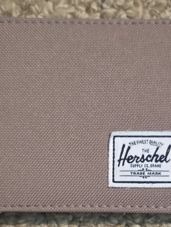 Herschel Supply Co. RFID Tan Beige Bifold Wallet Crosshatch Colorway