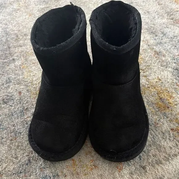 Kids Black Faux Fur Lined Boots