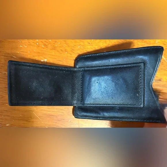 TUMI Original Vintage Genuine Leather Money Clip-Card Holder
