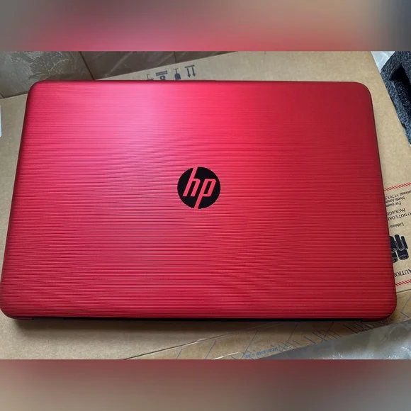 HP Notebook - 17-x018ds Laptop
