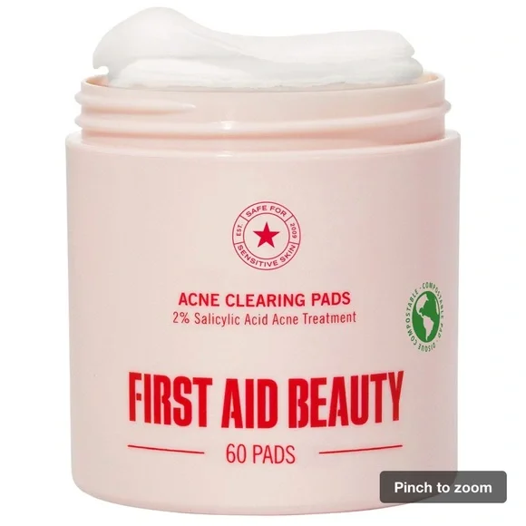 First Aid Beauty Acne Clearing Pads - 2% Salicylic Acid Acne Treatment