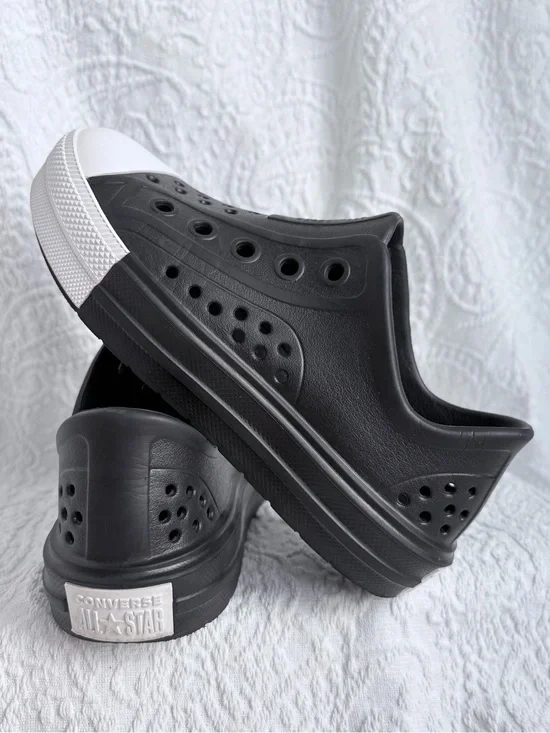 Converse Chuck Taylor All Star Play Lite CX Slip On Water Shoes Size Big Kid 4