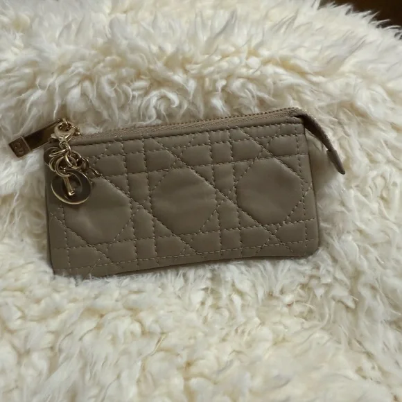 🔥 SALE 🔥 Dior Cannage Quilted Tan Card Wallet