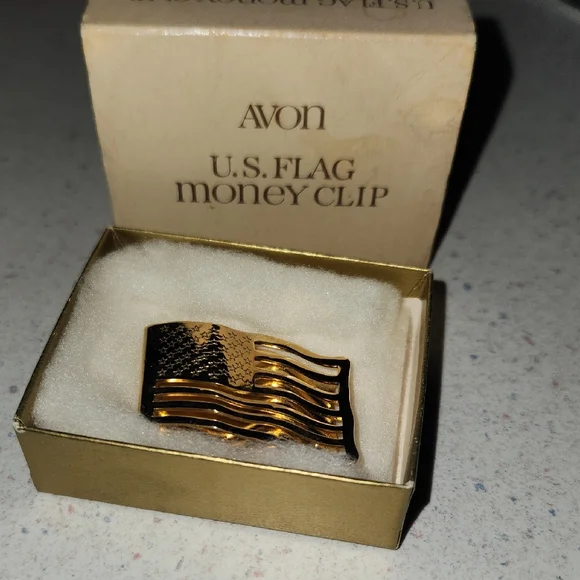 Avon Gold and Black Flag Money Clip