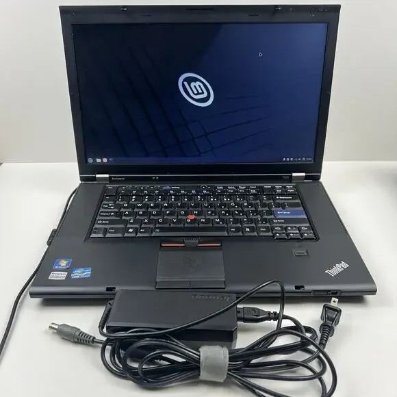 Lenovo ThinkPad T520 Intel i7-2640M 8GB 320GB HDD Linux Mint OS w/ Charger|ELP90