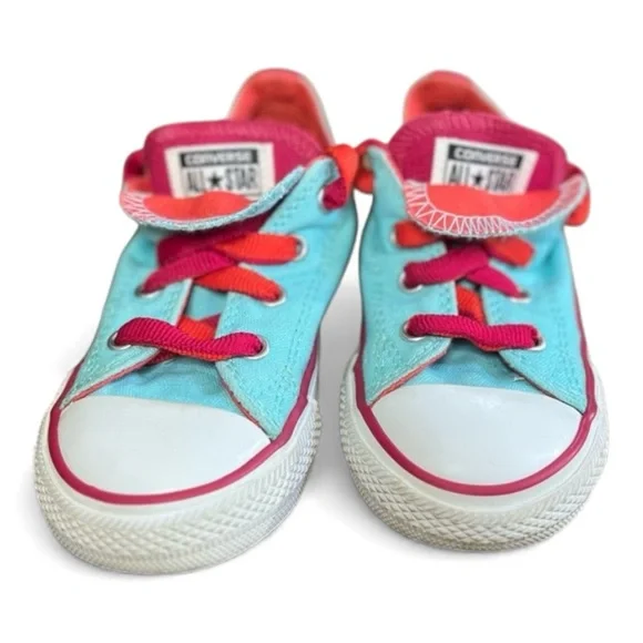 Converse Shoes Sz 8
